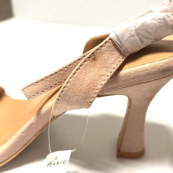 Torrid Blush Braided Sandal Size 8.5 - Picture 4 of 11